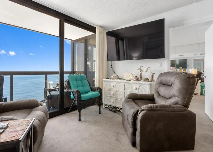 Golden Sands 19th Floor Ocean Views Free Linens Holiday home *