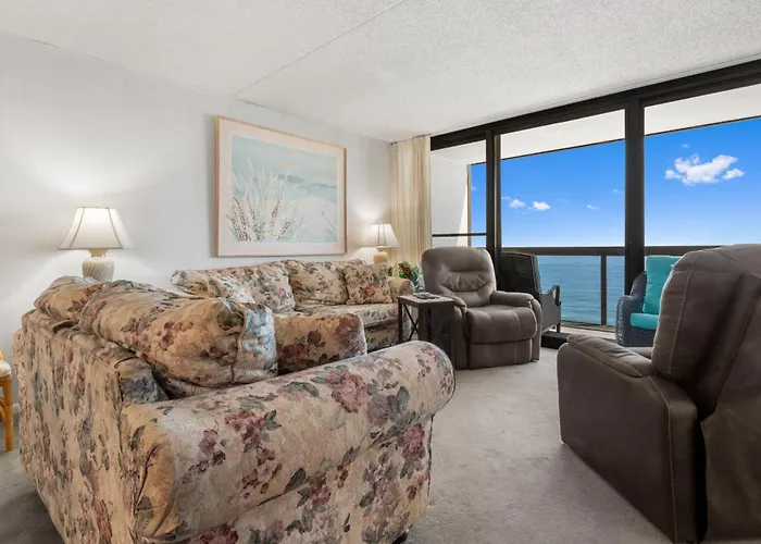 Golden Sands 19th Floor Ocean Views Free Linens Holiday home *