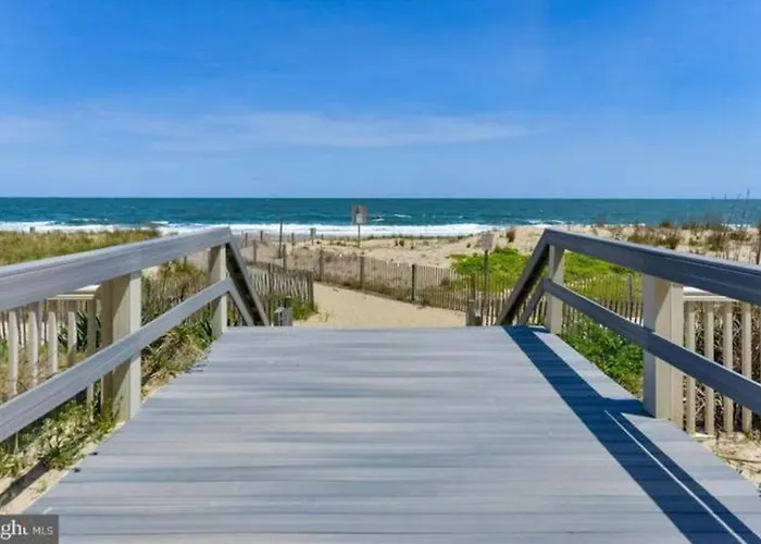 Golden Sands 19th Floor Ocean Views Free Linens *